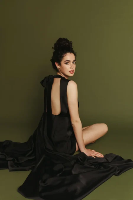 Elena — Fashion editorial by Alejandra Loaiza for VOUS Magazine