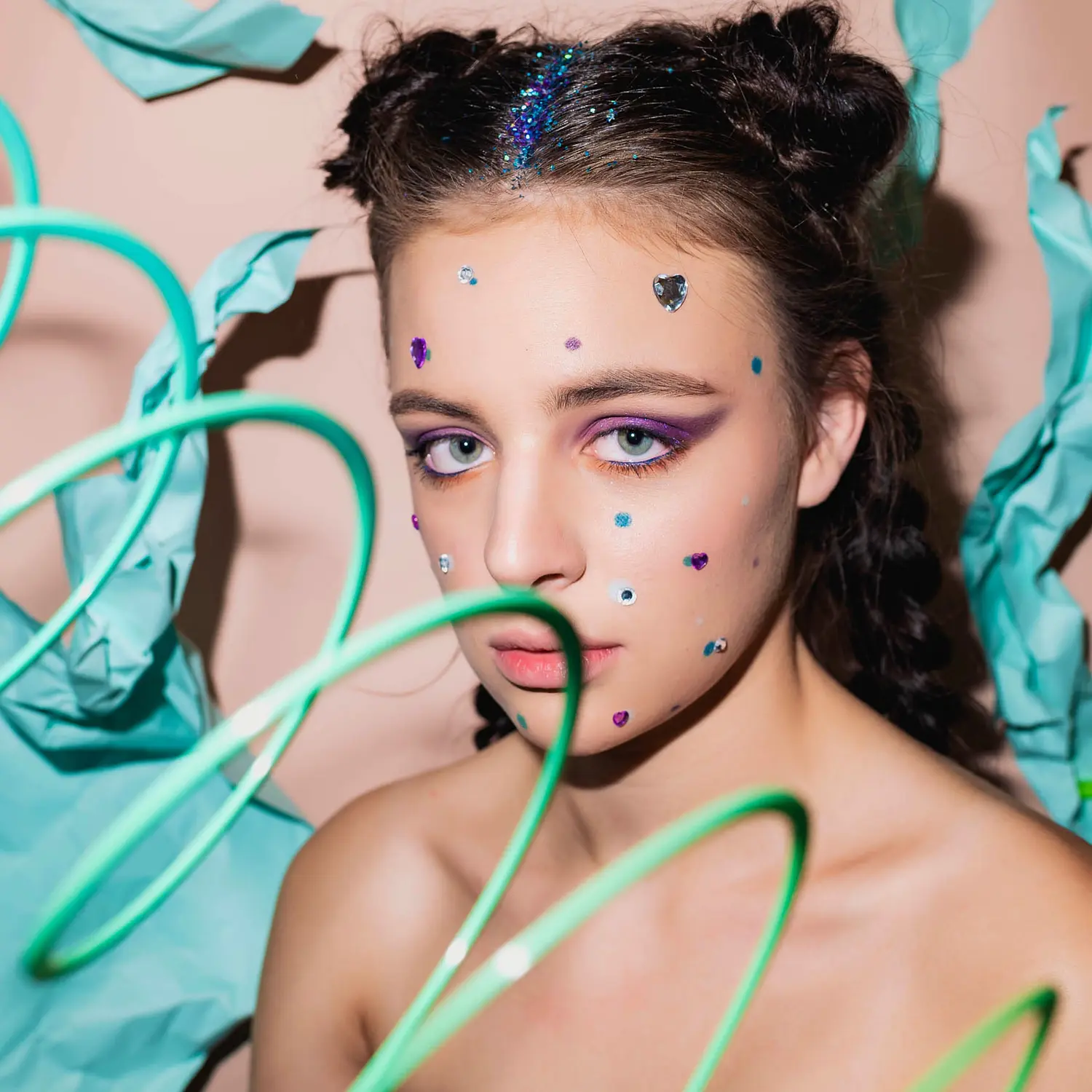 Luxury kitsch — Fashion editorial by Гиряй Хайруллин for VOUS Magazine