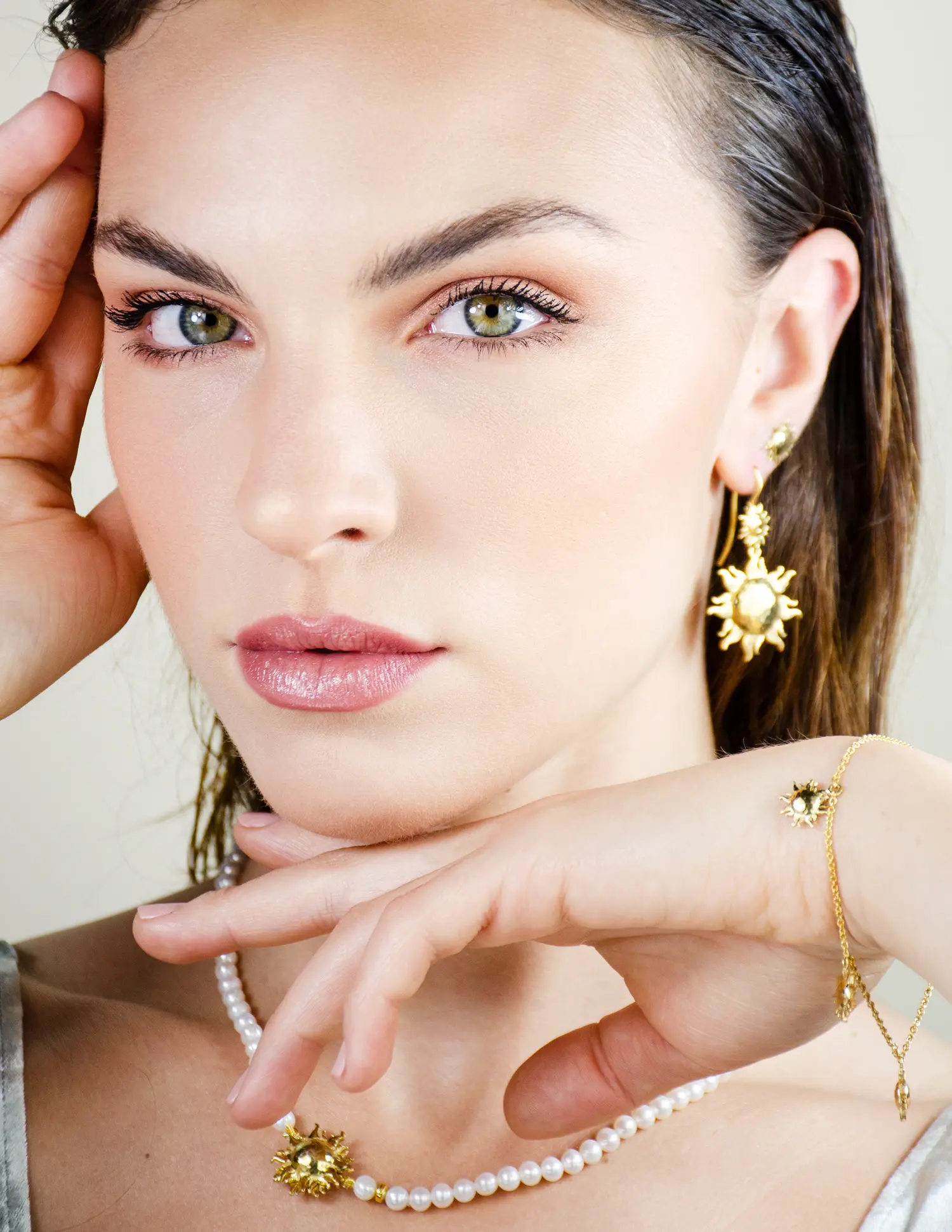 Fresh — Fashion editorial by Valerie Basile for VOUS Magazine