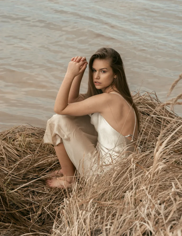 Patrycja Gliszczyńska — Fashion editorial by Agnieszka Gałązka for VOUS Magazine