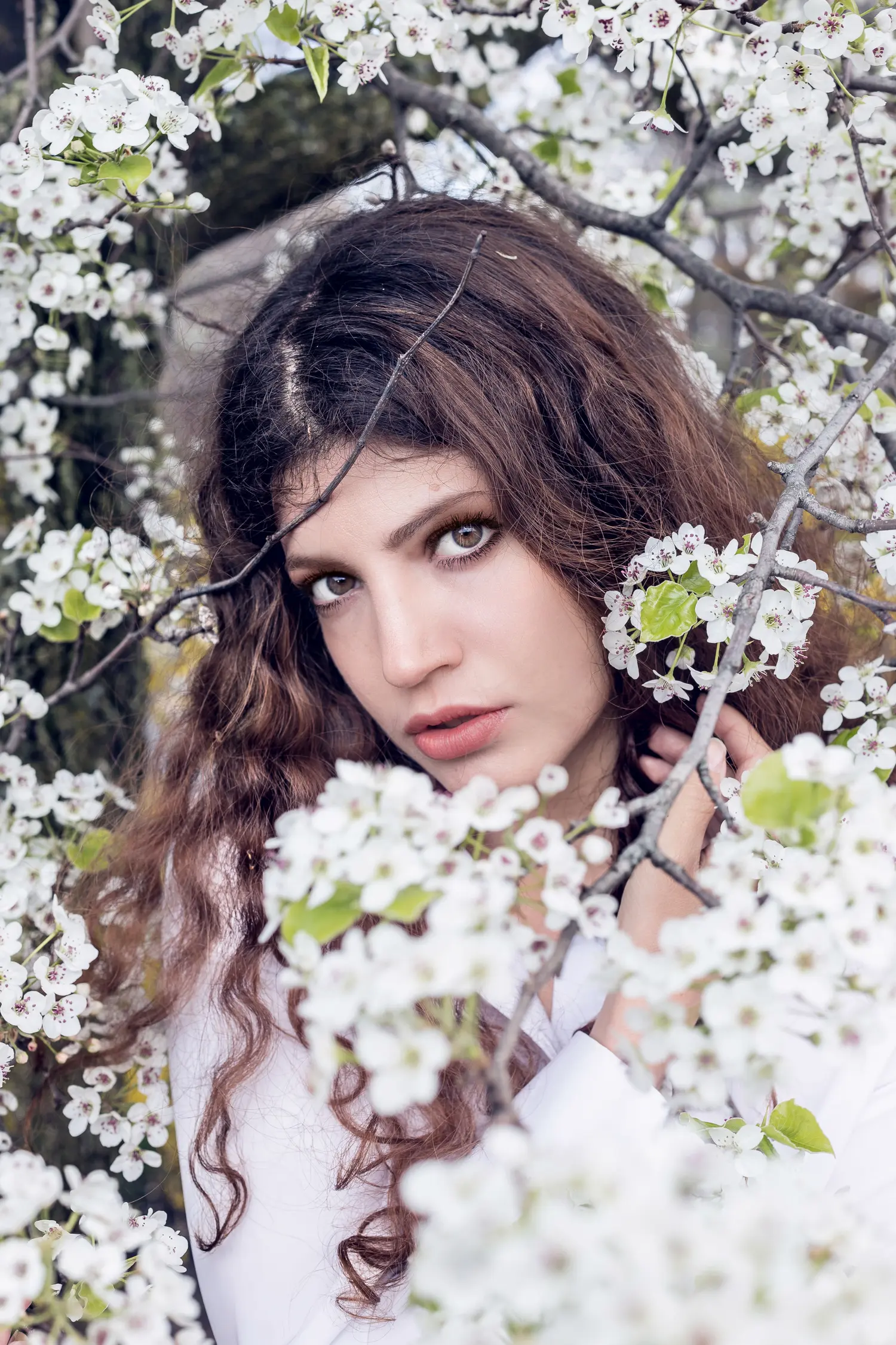 Beatrice — Fashion editorial by Osaka photography for VOUS Magazine