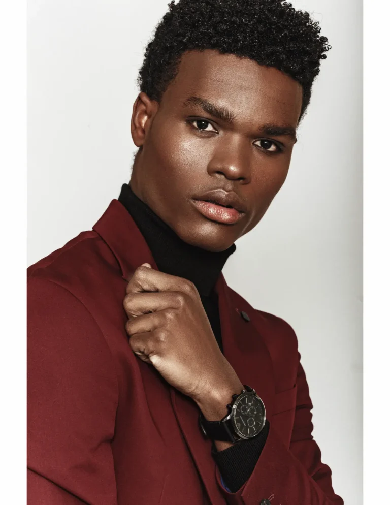Moments with Alexis — Fashion editorial by Allan Hernández for VOUS Magazine