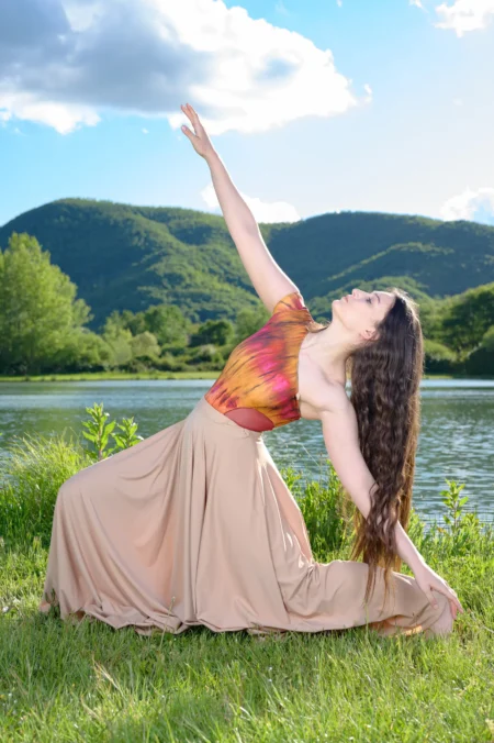 A young goddess in nature — Fashion editorial by Giovanni Cancellieri for VOUS Magazine