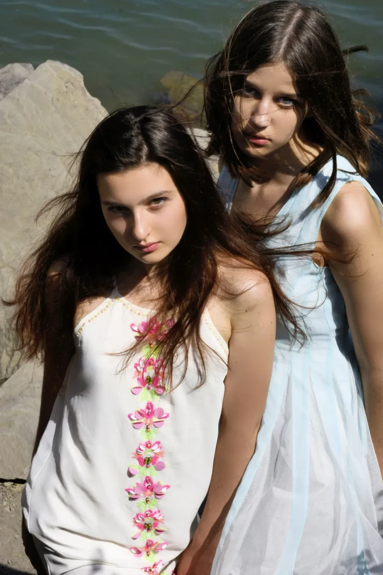 Daydream — Fashion editorial by Tanya Shulichka for VOUS Magazine