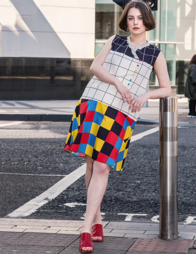 Girls about town — Fashion editorial by Aleksandra Klimczak for VOUS Magazine