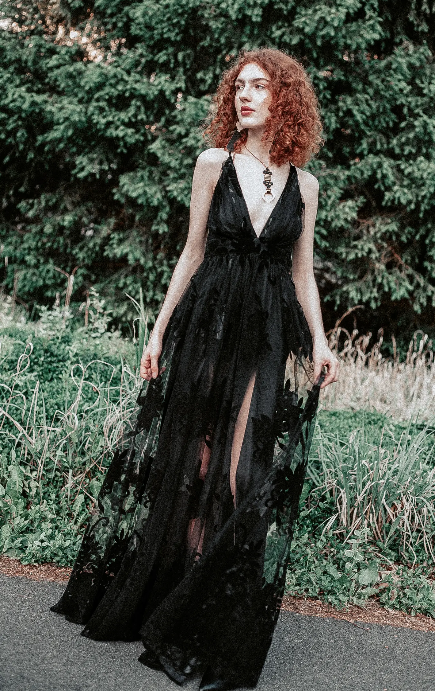 The Green Grass — Fashion editorial by Kyle Ryan for VOUS Magazine