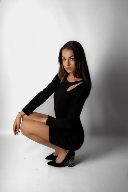 Classy in Black — Fashion editorial by Horatio Photography for VOUS Magazine