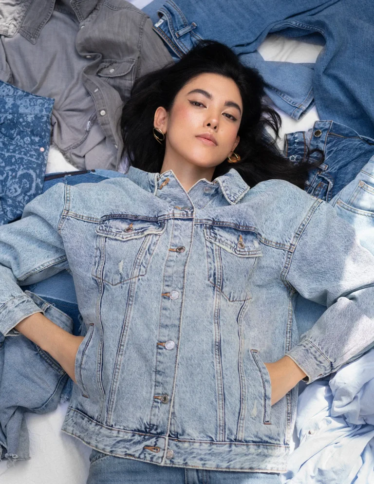Denim — Fashion editorial by Alena Alekseeva for VOUS Magazine