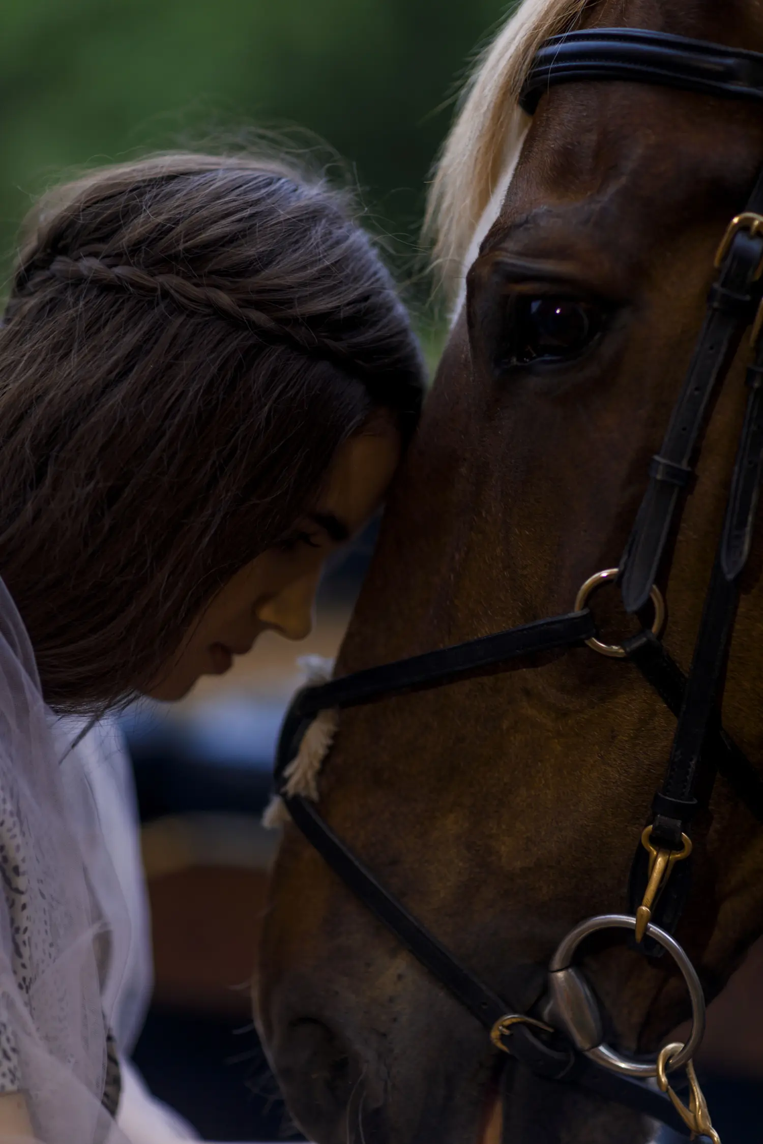 Far from the bustle of the city — Fashion editorial by Olga Amber for VOUS Magazine