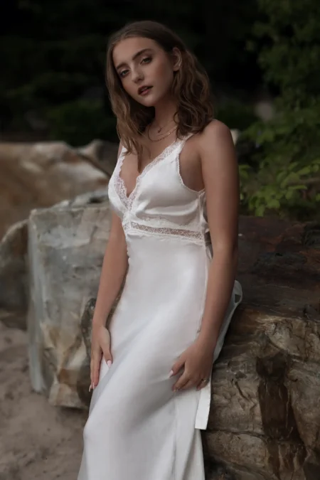 Magnificent — Fashion editorial by Crystal Tsang for VOUS Magazine