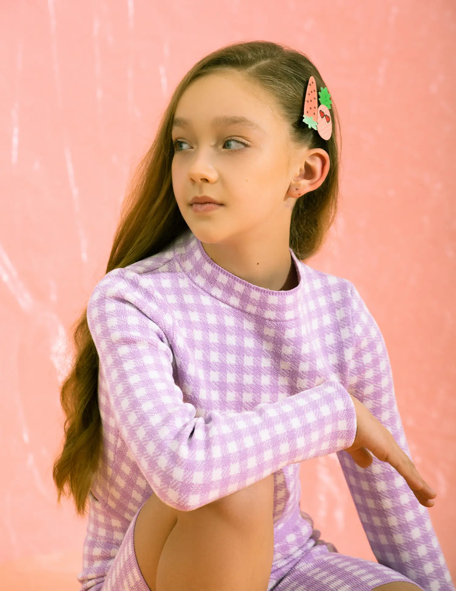 2000'S Pink Mood — Fashion editorial by Finegold Production for VOUS Magazine