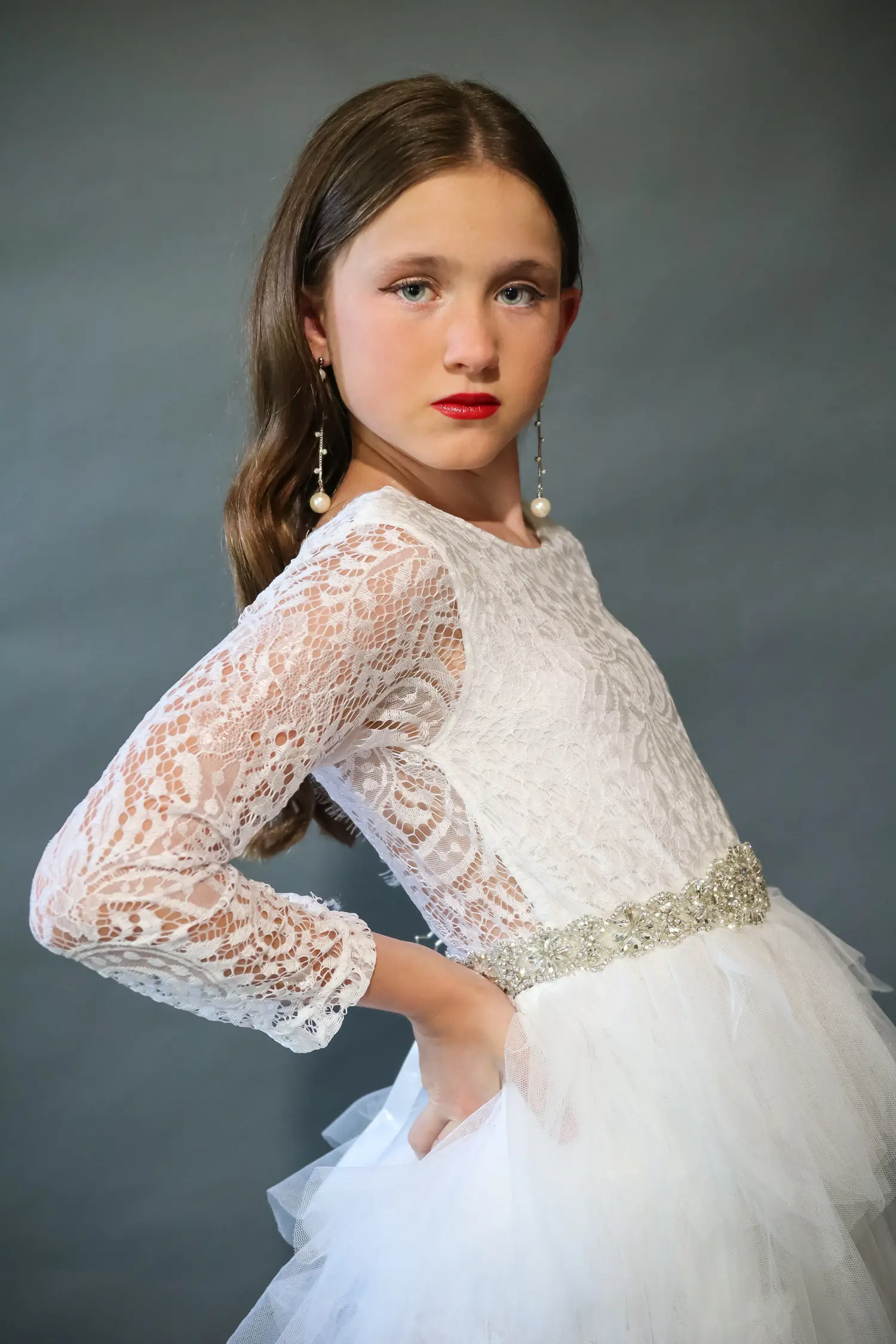 Angel Face — Fashion editorial by Lara Mark for VOUS Magazine