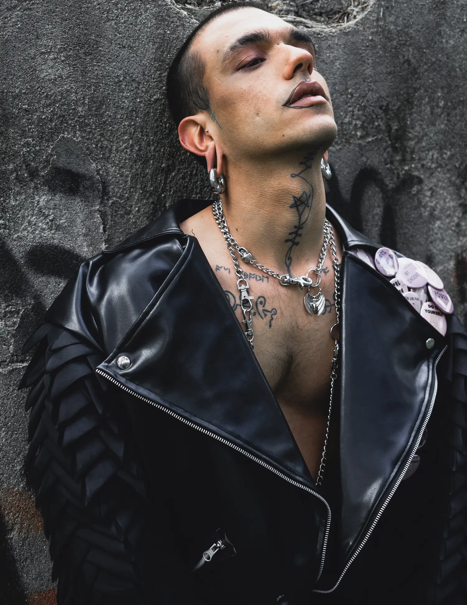 Damaged 2 — Fashion editorial by Luis Pascual for VOUS Magazine