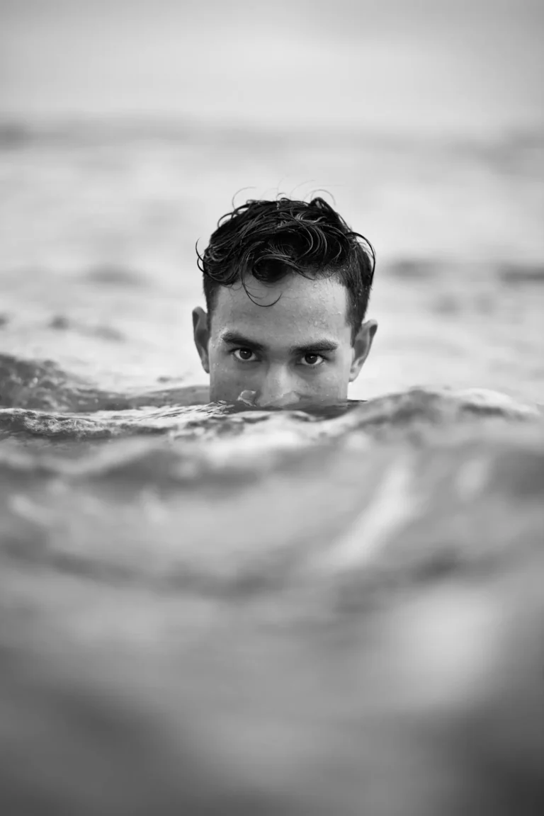 Hawai'i Nani — Fashion editorial by Vinson Huynh for VOUS Magazine