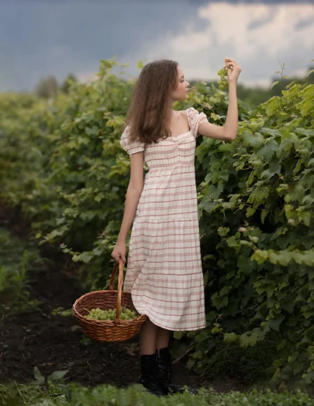In the vineyards — Fashion editorial by Olga Kozhevnikova for VOUS Magazine