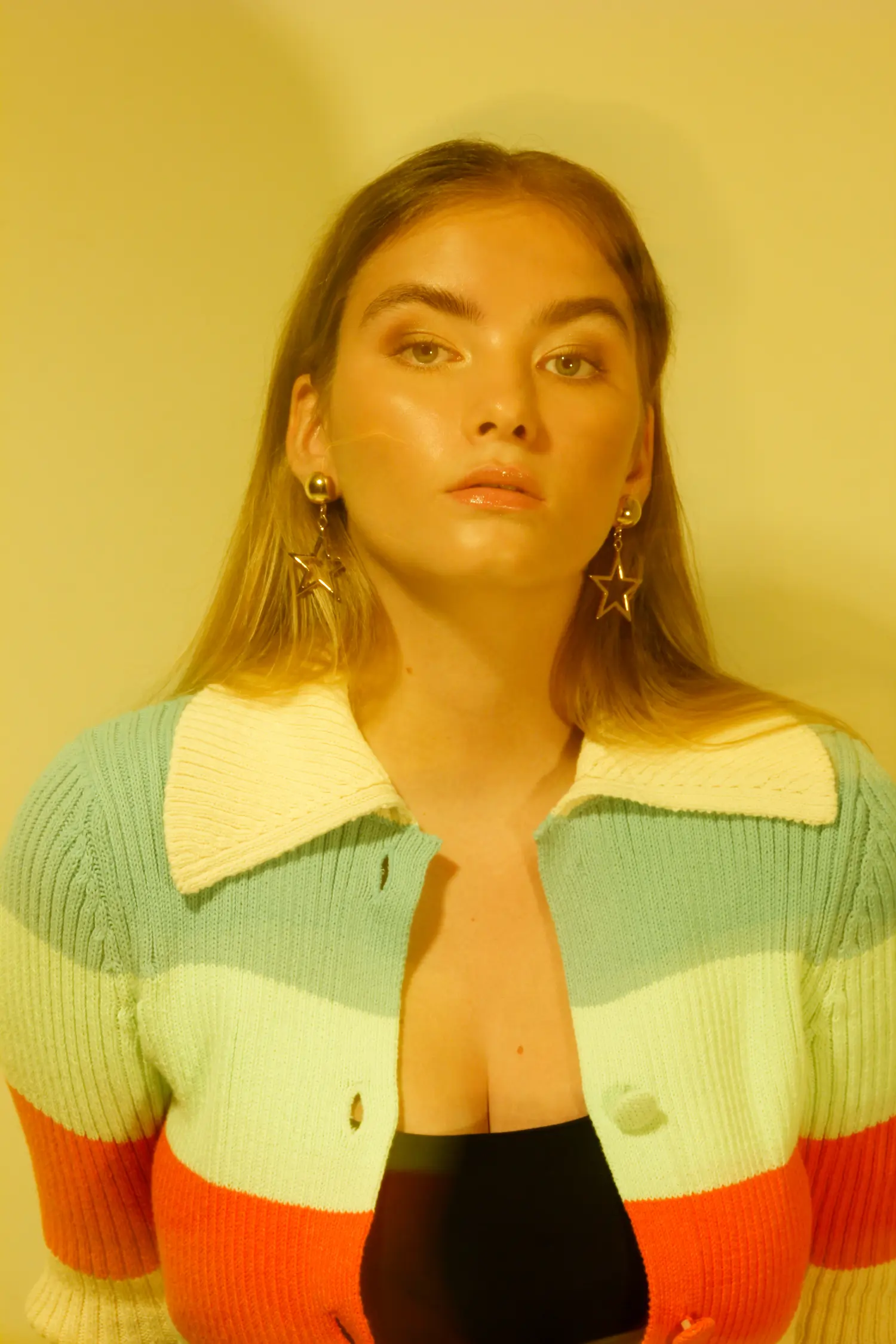 Mary — Fashion editorial by Vlad Sadovnichiy for VOUS Magazine