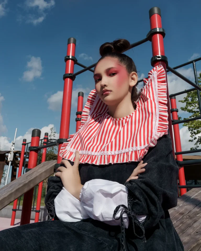 Red poppy — VOUS Magazine · The August Teen Edition · Vol.2 · 2021