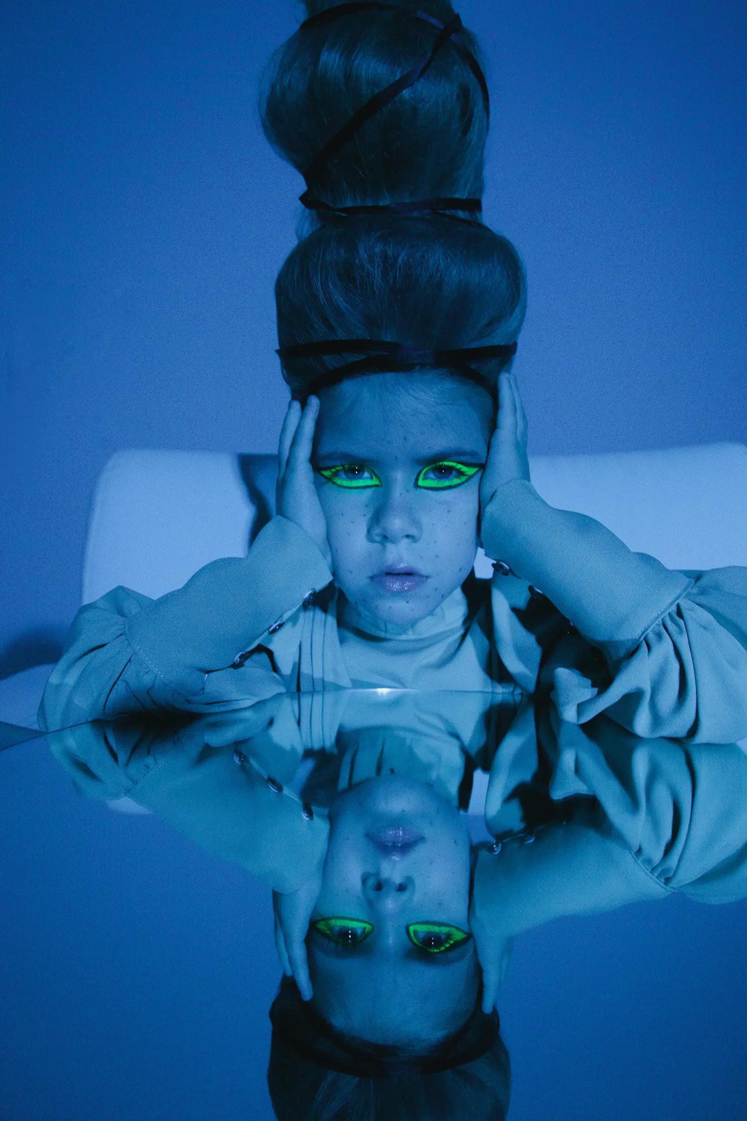Vika — Fashion editorial by silaeva_ph for VOUS Magazine