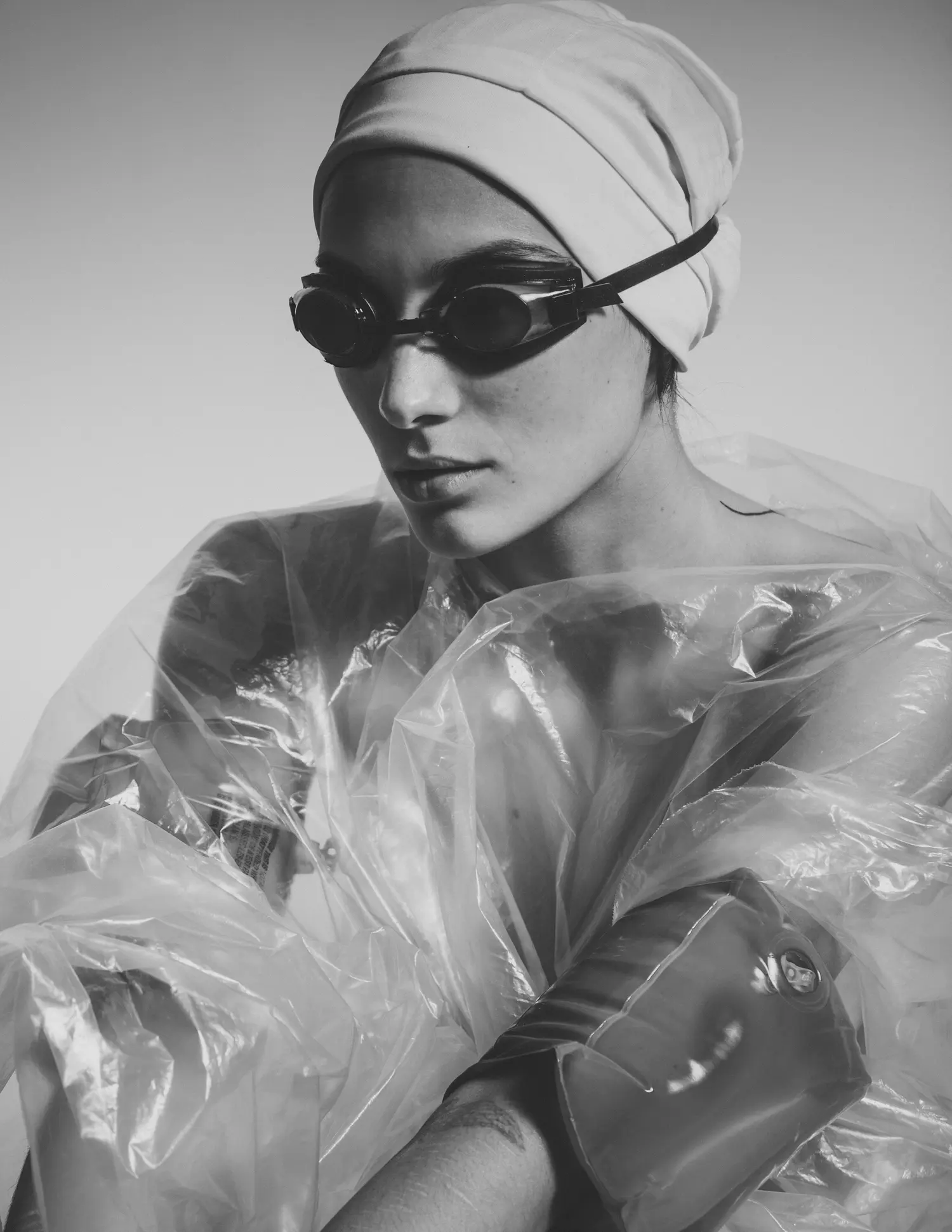 A Virtual Summer - The Pool — Fashion editorial by Thomas H P Jerusalem for VOUS Magazine