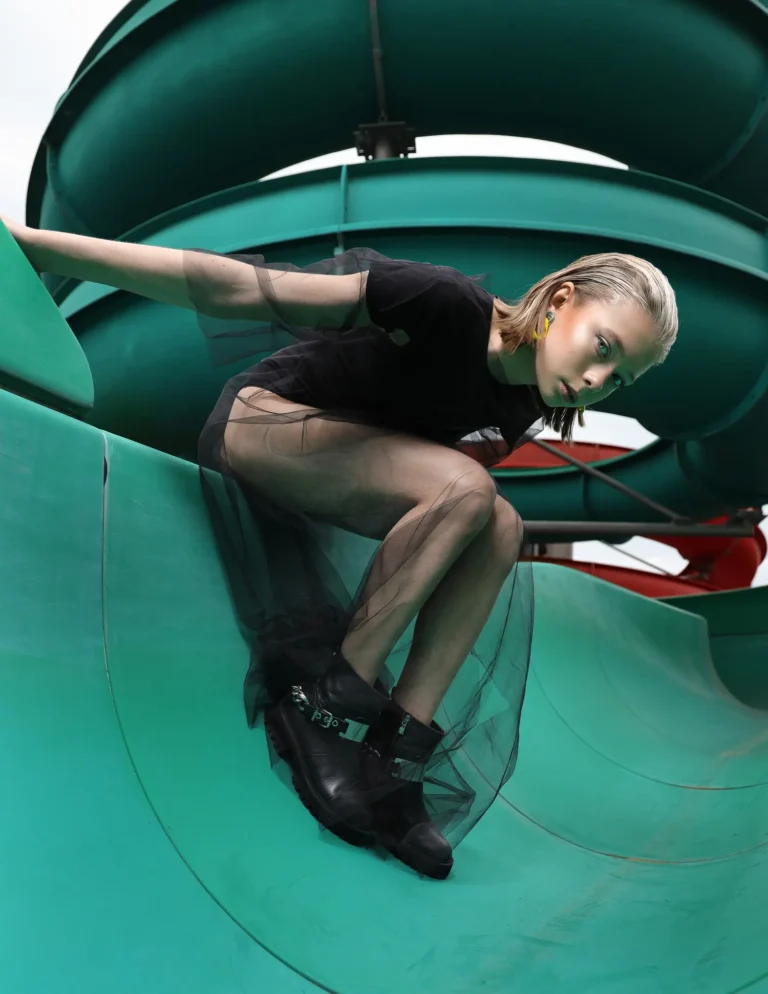 Fashion Slides — VOUS Magazine · The November Teen Edition · Vol.7 · 2021