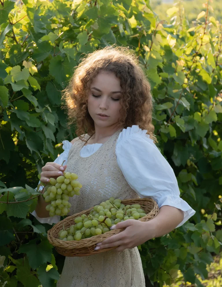 Morning in the vineyards — Fashion editorial by Grigoreva Ekaterina for VOUS Magazine