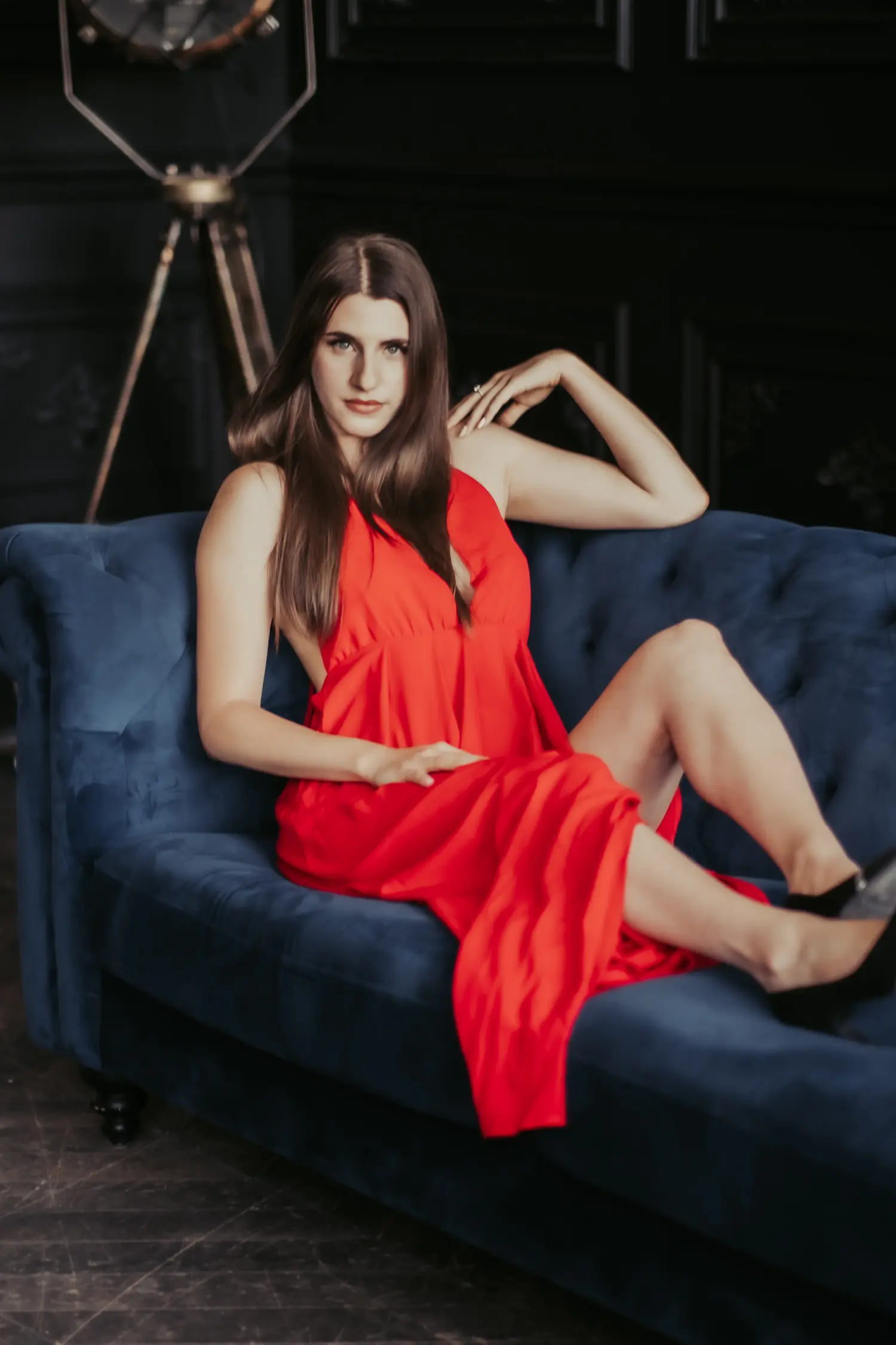 Rouge et Noir — Fashion editorial by Jen Epstein for VOUS Magazine