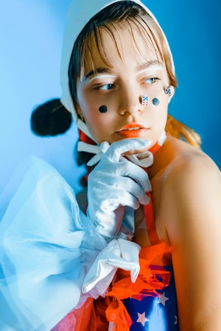 Sad clown — Fashion editorial by Anastasia Fahertdinova for VOUS Magazine