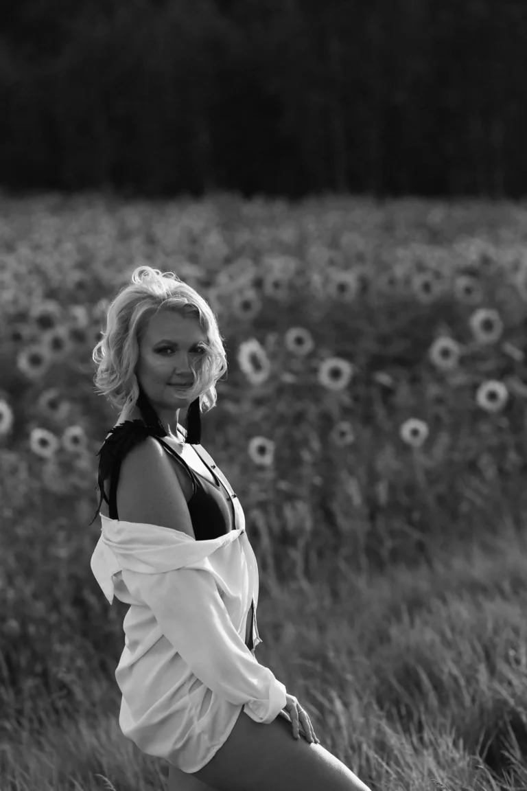 Serenity — Fashion editorial by Marina Smirnova for VOUS Magazine