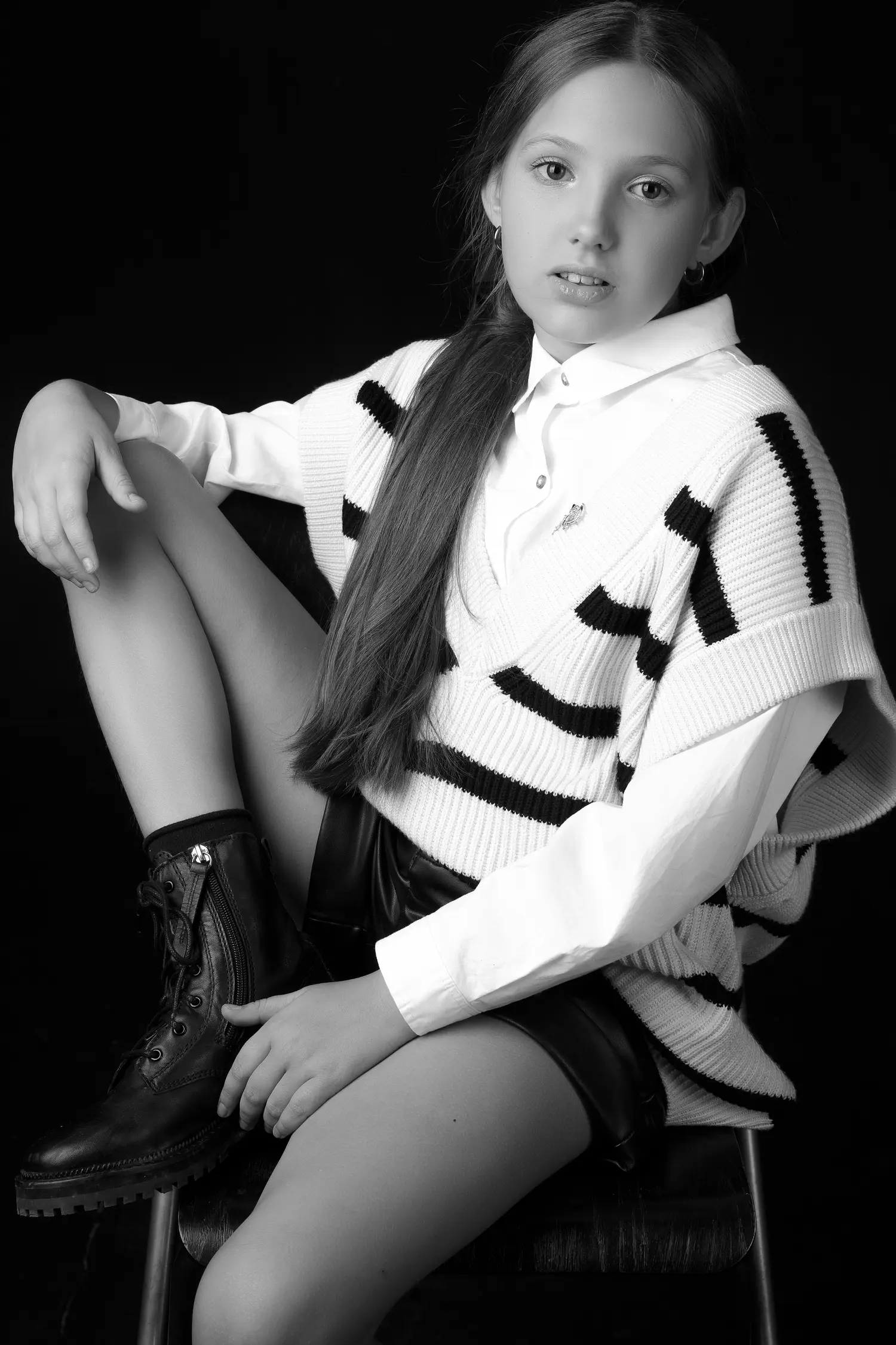 Varvara — Fashion editorial by Nika Kolesnikova for VOUS Magazine