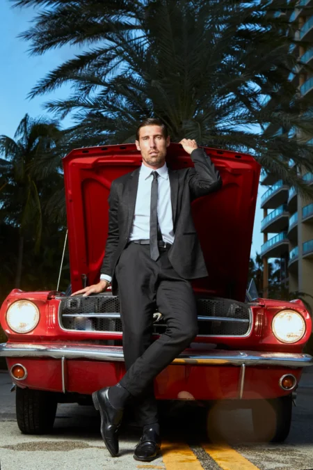 A secret agent in Miami — Fashion editorial by Manuel Hernandez for VOUS Magazine