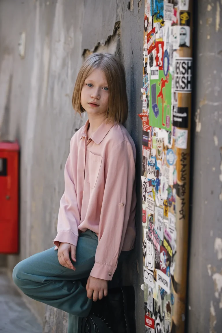 Alisa Tasenkova — Fashion editorial by Anton Leonov for VOUS Magazine