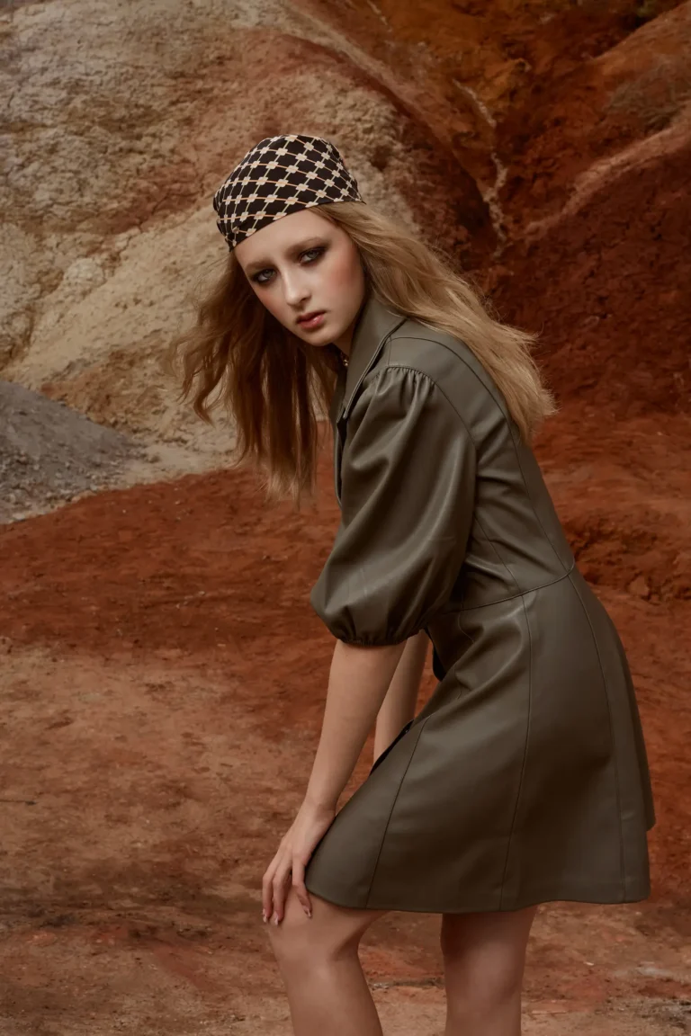 Dreams of mars — VOUS Magazine · The November Teen Edition · Vol.12 · 2021