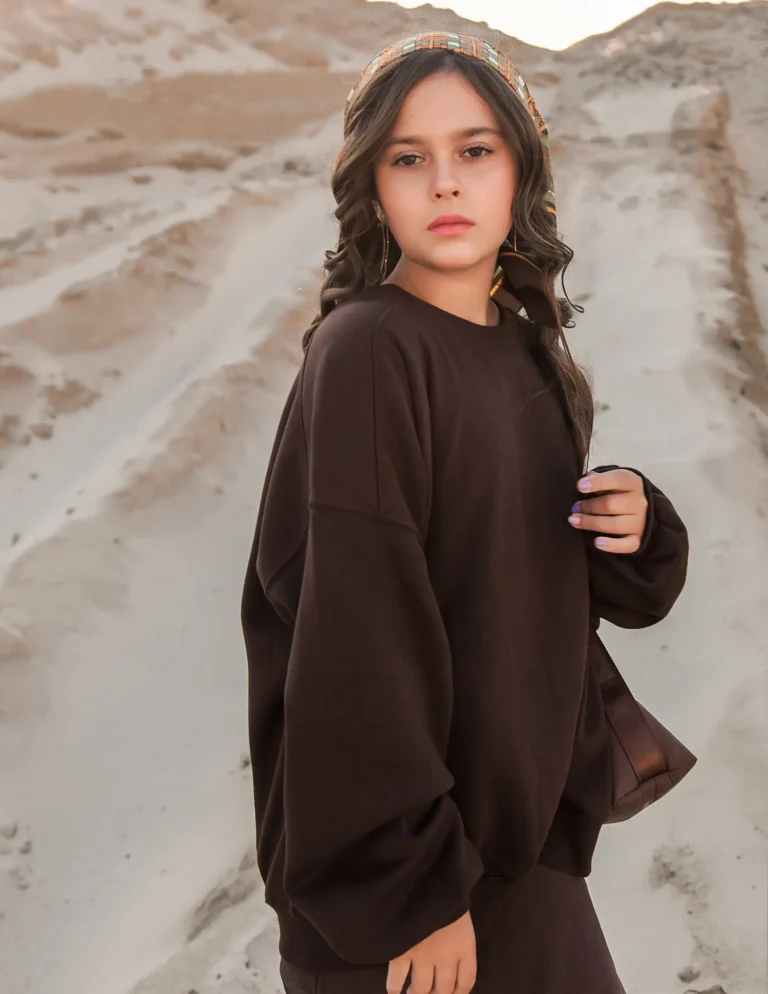 High level — VOUS Magazine · The November Teen Edition · Vol.12 · 2021