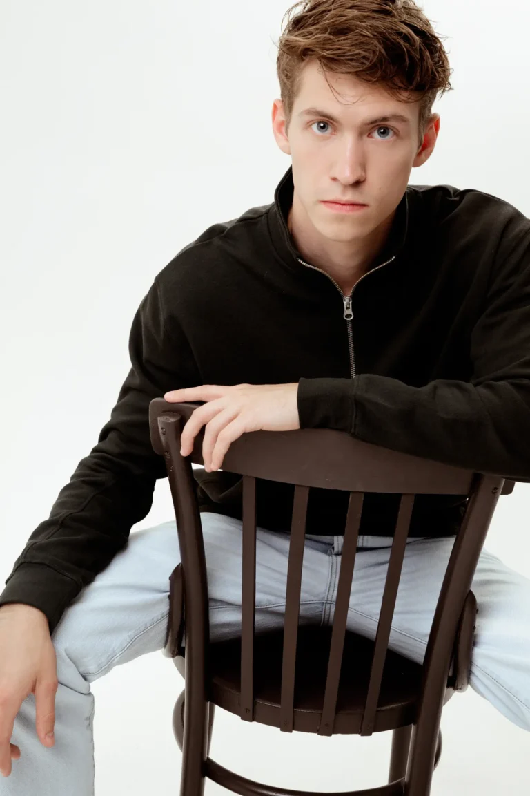 Oleg — VOUS Magazine · The Man Edition · Vol.1 · November 2021