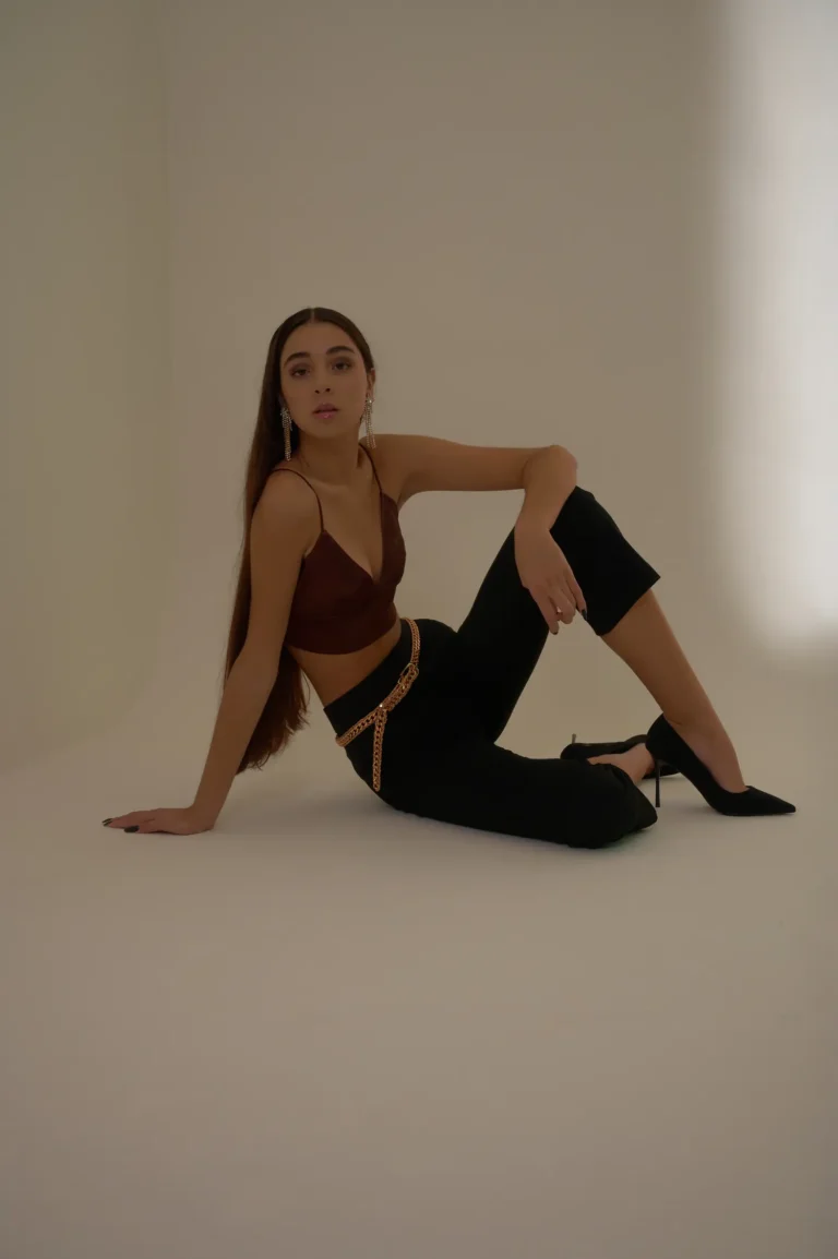 Sabina — VOUS Magazine · The November Teen Edition · Vol.4 · 2021