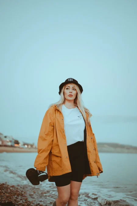 Seaside evenings — Fashion editorial by Marian Andreea for VOUS Magazine