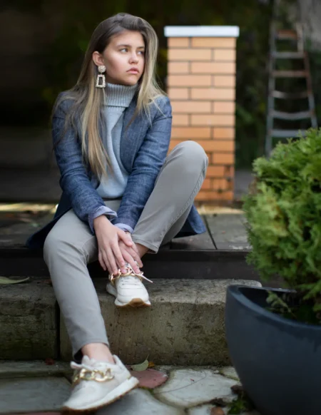 Sofia — Fashion editorial by Yulia Karpova for VOUS Magazine