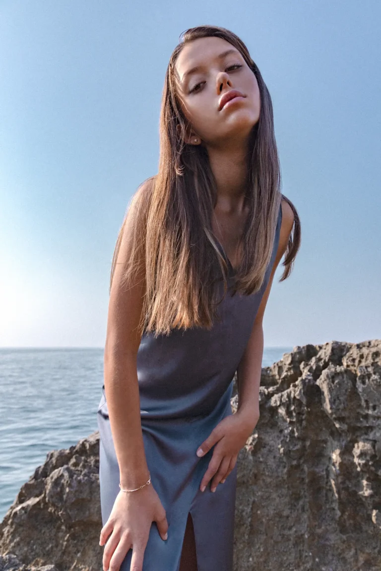 Time sea — VOUS Magazine · The November Teen Edition · Vol.1 · 2021