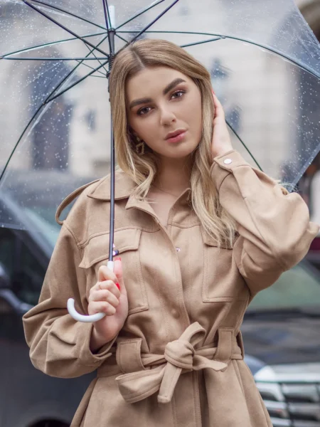 Walking in the rain — Fashion editorial by Galina Lukyanova for VOUS Magazine