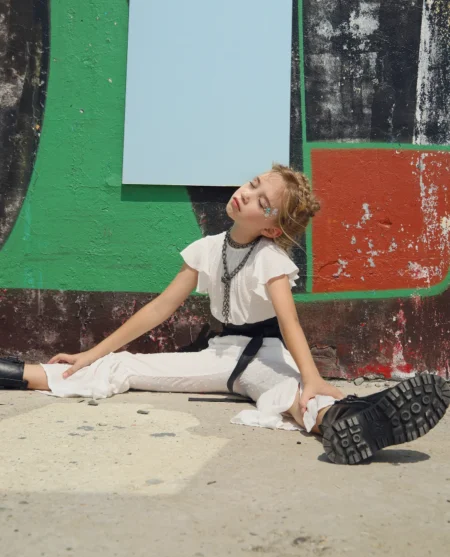Wind of beauty — Fashion editorial by Jane Revina for VOUS Magazine