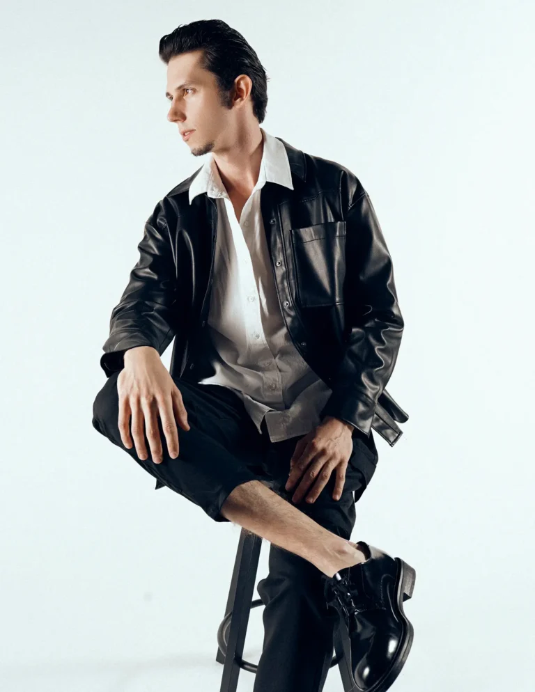 Alexander — VOUS Magazine · The Man Edition · Vol.4 · December 2021