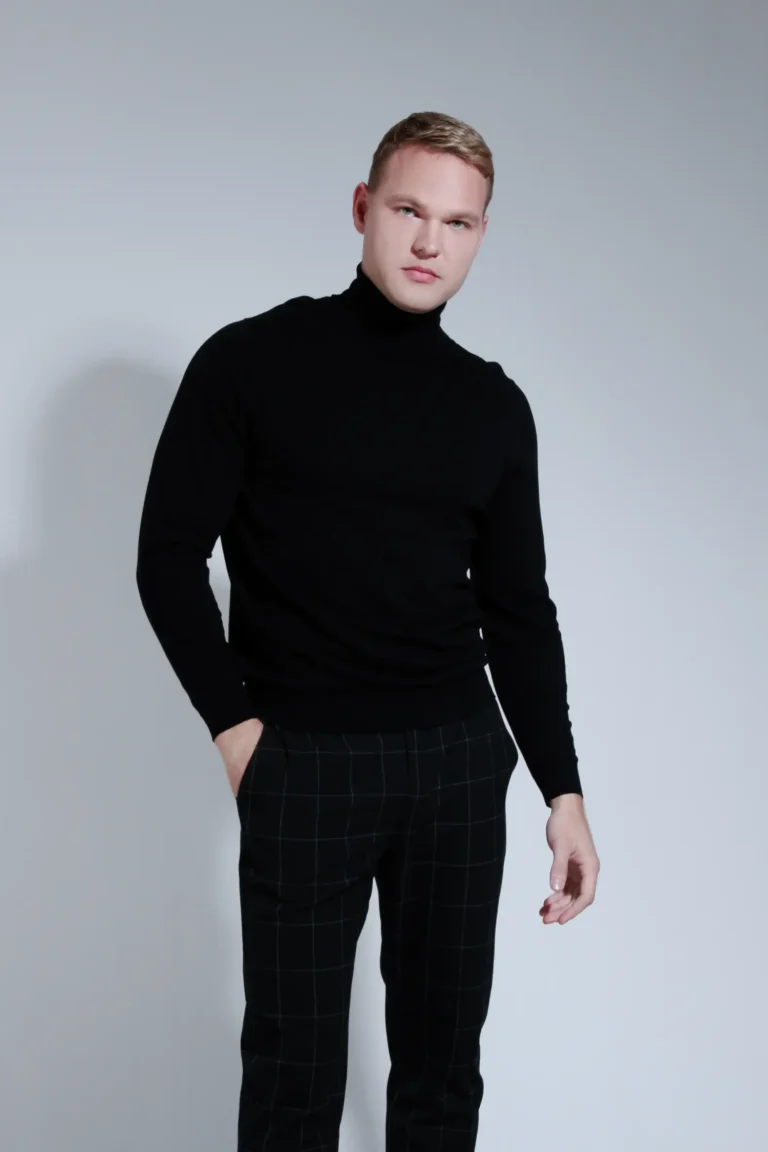 Alexander — VOUS Magazine · The Man Edition · Vol.2 · December 2021