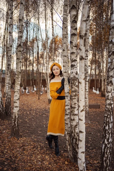 Among the birds — Fashion editorial by Alesia Kan for VOUS Magazine