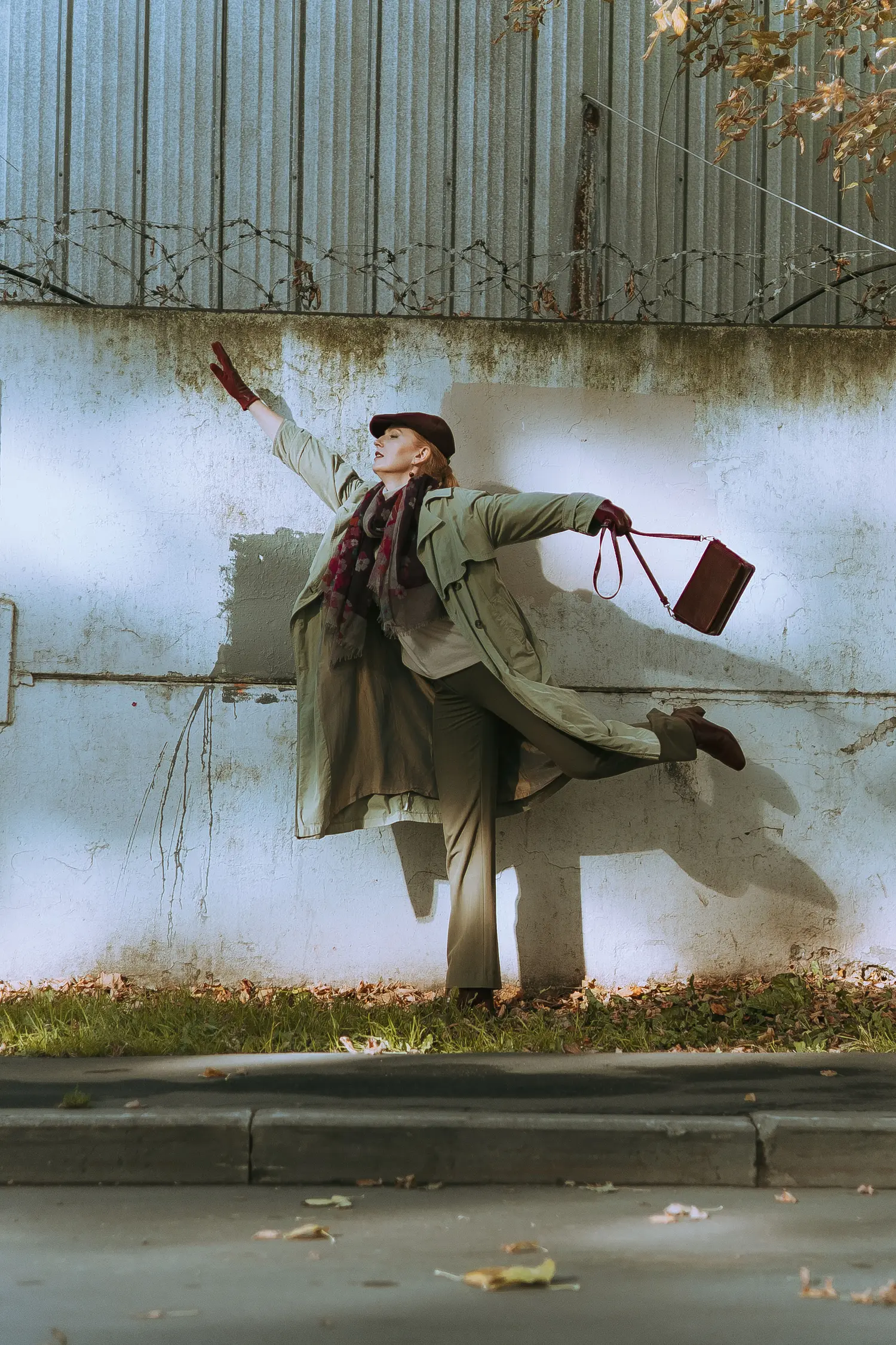 An autumn walk — Fashion editorial by Tatiana Koptiakova for VOUS Magazine