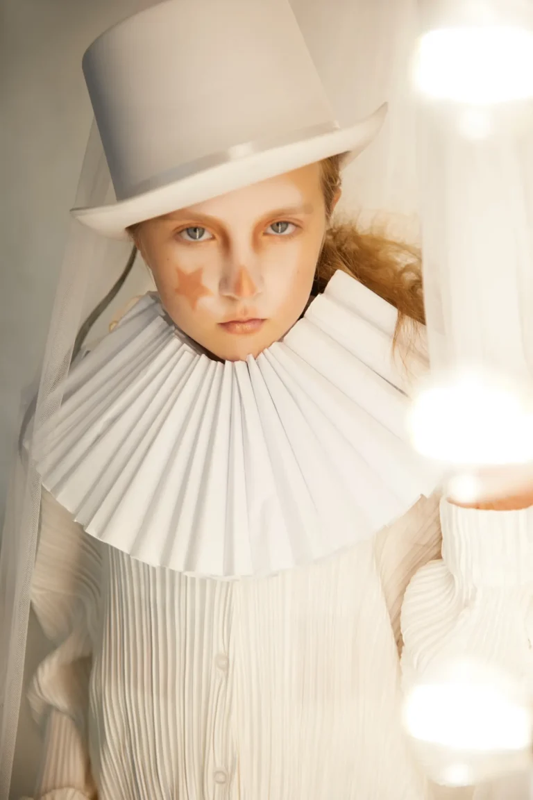 Circus Girl — VOUS Magazine · The December Teen Edition · Vol.9 · 2021