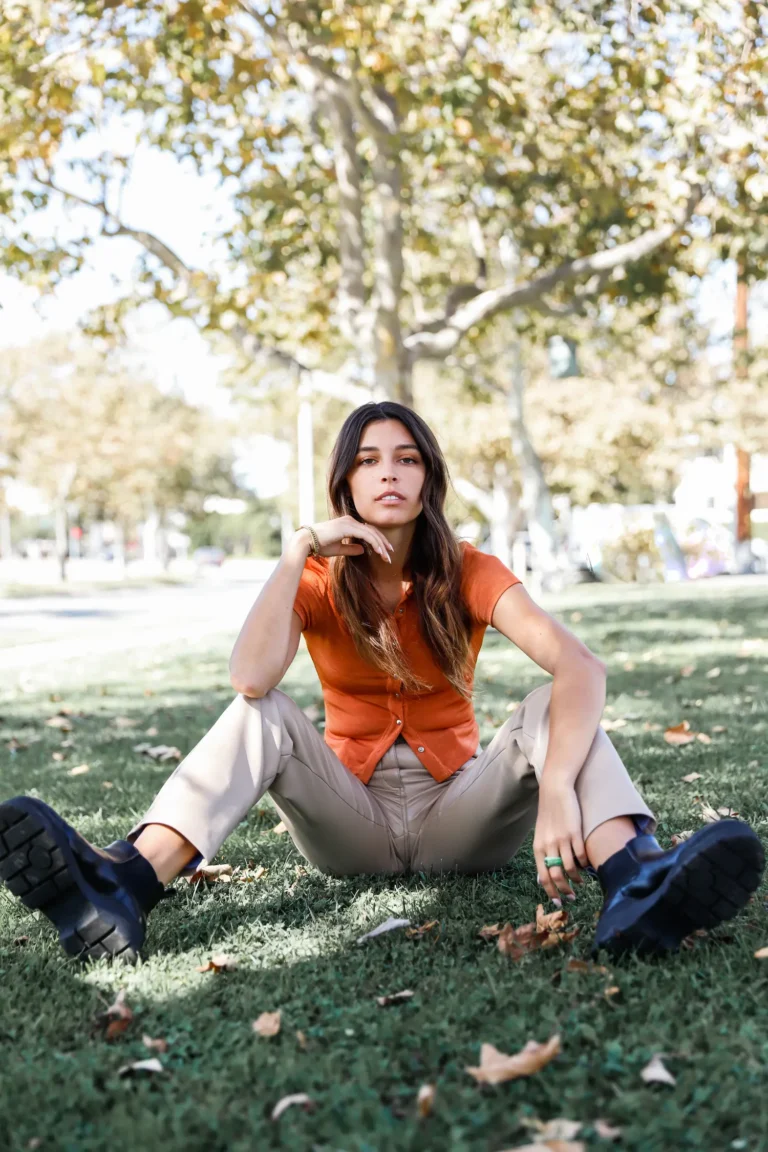 Crisp Fall — Fashion editorial by Kelsey Henricks for VOUS Magazine