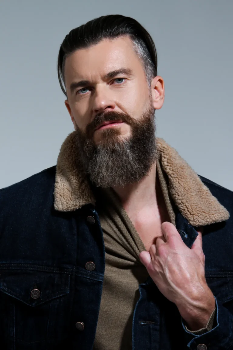 Vyacheslav — VOUS Magazine · The Man Edition · Vol.4 · December 2021