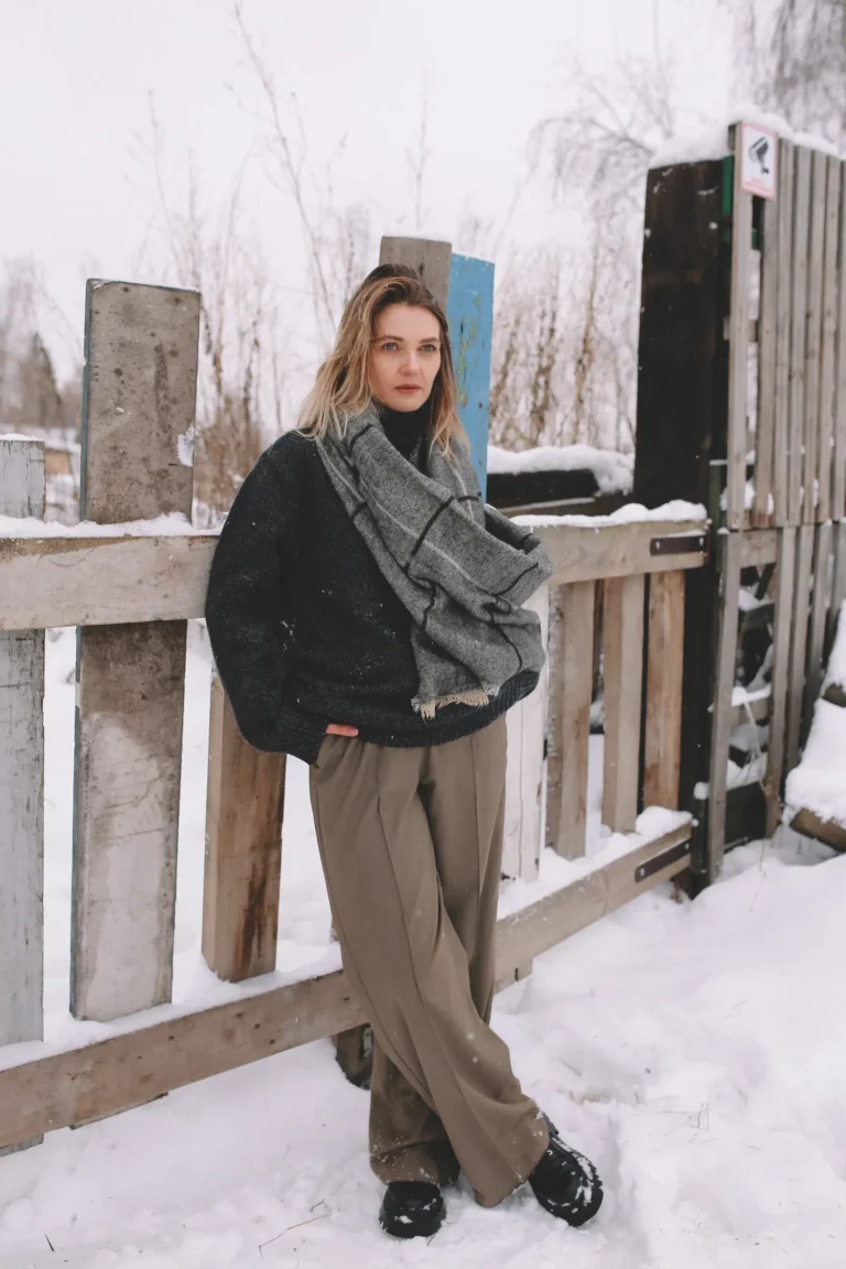 Waiting for the Sun — VOUS Magazine · The December Teen Edition · Vol.11 · 2021
