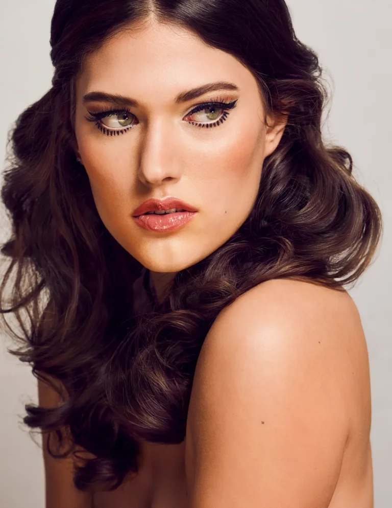 Berrit`s Eyes — Fashion & Beauty editorial by Oliver Keller for VOUS Magazine