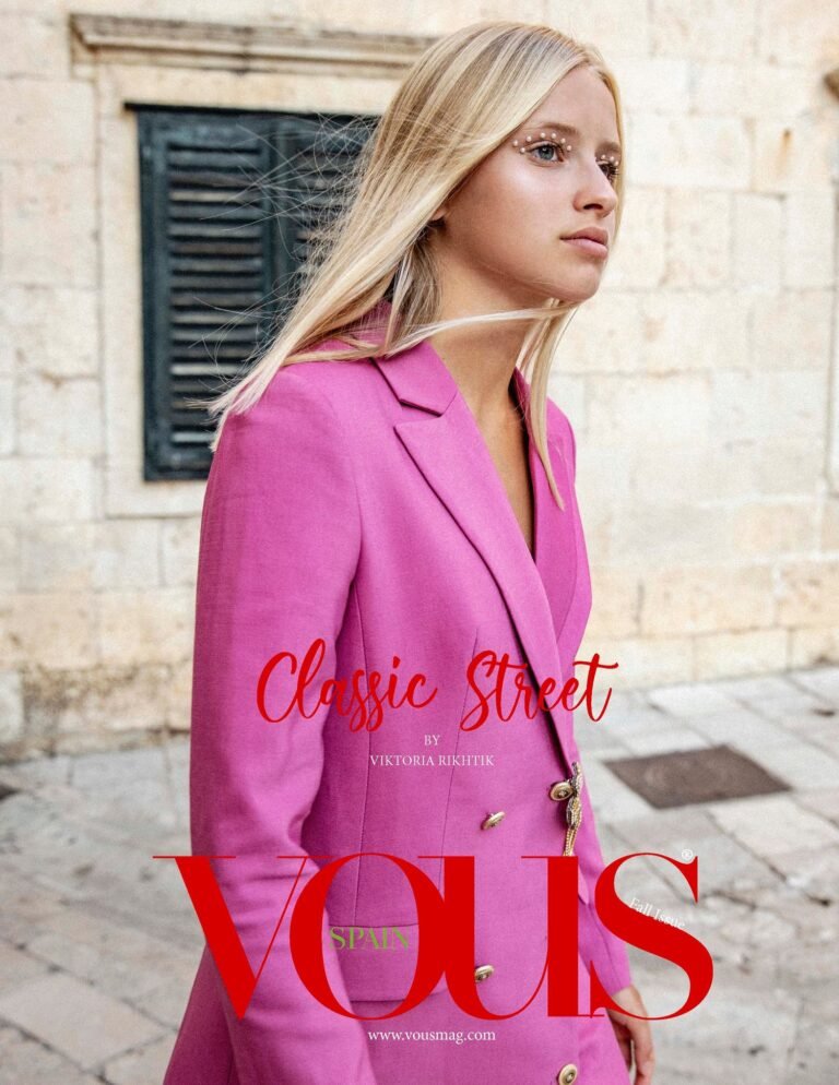 Classic Street — VOUS Magazine · The Fashion & Beauty Edition · CHRISTMAS SPECIAL · Vol.12 · 2021